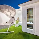 Prive Paradise 度假居 *
