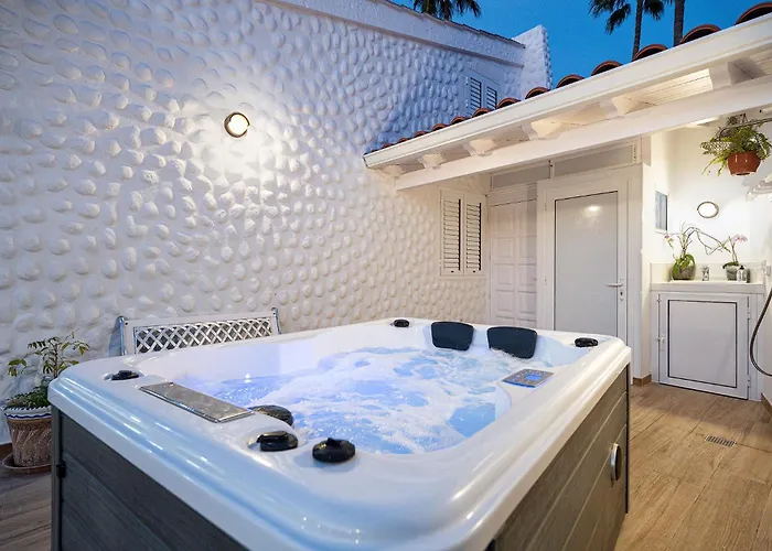 펜션 Prive Paradise 마스팔로마스